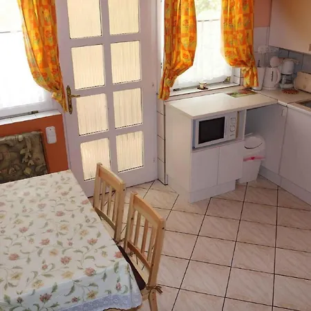 Holiday Home Balatonszarszo 2 *
