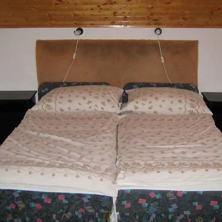 Ferienhaus Holiday Home Balatonszarszo 2 *