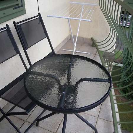 Holiday Home Balatonszarszo 2 *