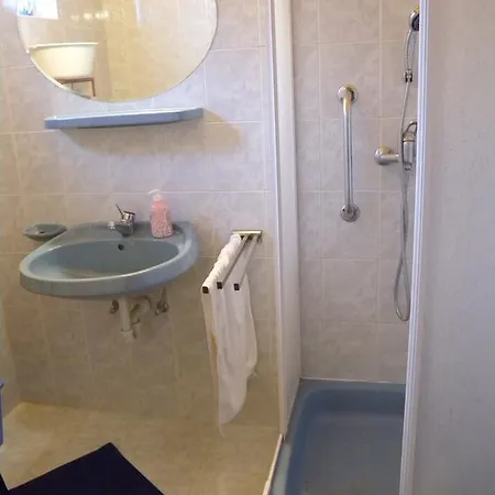 Ferienhaus Holiday Home Balatonszarszo 2 *
