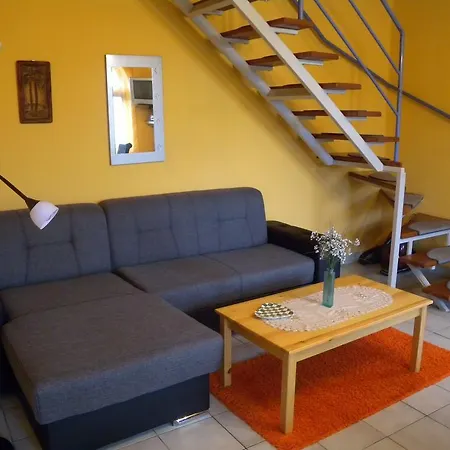 Holiday Home Balatonszarszo 2 * Balatonszarszo